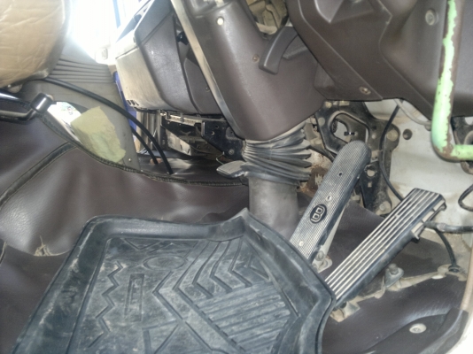 ขายด่วน หัวเก๋งMITSUBISHI FUSO FM527S สภาพสวยพร้อมใช้