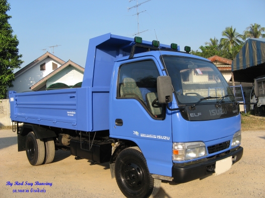 ขาย 6 ล้อดัมพ์ อีซูซุ NKR 130 แรง ปี 2001 สภาพสวย เครื่องแน่น คัสซีดี สนใจชมรถก่อนได้ครับ