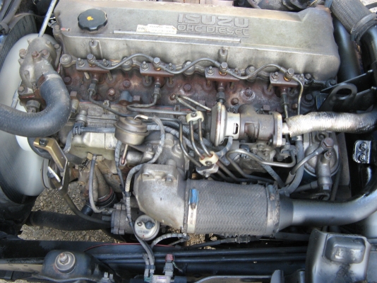 ขาย 6 ล้อดัมพ์ อีซูซุ NKR 130 แรง ปี 2001 สภาพสวย เครื่องแน่น คัสซีดี สนใจชมรถก่อนได้ครับ