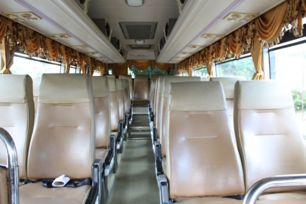 ขายบัส 6 ล้อแอร์ 30 ที่นั่ง มัดจำจองแล้วครับ