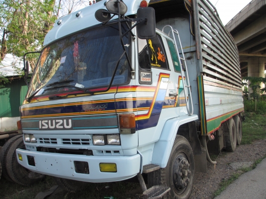 ขาย isuzu rocky 195 1 เพลารถร่องรถห้างแท้มือเดียว แต่แรก ขาย isuzu rocky 195 1 เพลารถร่องรถห้างแท้มือเดียว แต่แรก