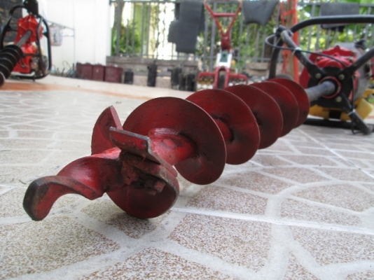 รหัส:12000987เครื่องเจาะดินเครื่องMitsubishi T170(3.0PS.)เหมาะใช้เจาะดินวางหลุมปลูกต้นไม้หรืองานเจาะดินนำเสาwww.nihonmono.com