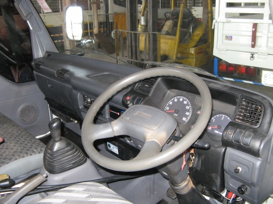 ขาย 6 ล้อ อีซูซุ NQR 150 แรงดัมพ์พร้อมเครน 3 ตัน สภาพสวยจัดกว่า 90\% เครื่องแน่น คัสซีสวยกิ๊ป สนใจชมรถก่อนได้ครับ