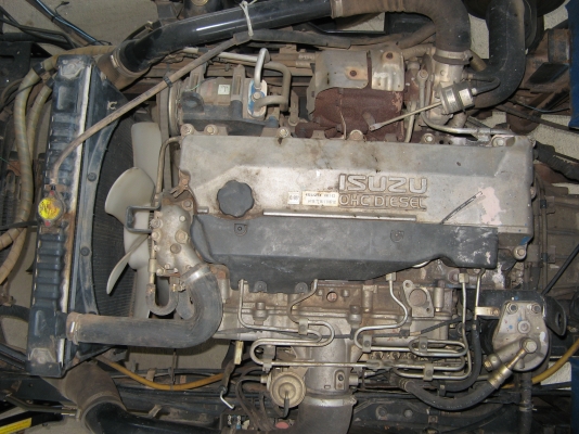 ขาย 6 ล้อ อีซูซุ NQR 150 แรงดัมพ์พร้อมเครน 3 ตัน สภาพสวยจัดกว่า 90\% เครื่องแน่น คัสซีสวยกิ๊ป สนใจชมรถก่อนได้ครับ