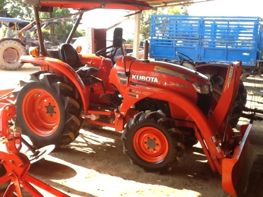 คูโบต้า L3608 4 WD 2 เพลา ใบมีดหน้ารุ่นใหม่ ดีๆถูกๆ