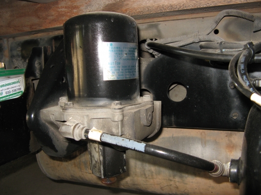 ขาย 6 ล้อ ฮีโน่ เมก้า 150 แรงยาว 4.30 ม. ปี 2005 กระบะเนียมบุสแตนเลท สภาพเดิม ๆ สวยจัดกว่า 90\% เครื่องแน่น คัสซีสวยกิ๊ป สนใจชมรถก่อนได้ครับ ขาย 6 ล้อ ฮีโน่ เมก้า 150 แรงยาว 4.30 ม. ปี 2005 กระบะเนียมบุสแตนเลท สภาพเดิม ๆ สวยจัดกว่า 90\% เครื่องแน่น คัสซีสวยกิ๊ป สนใจชมรถก่อนได้ครับ