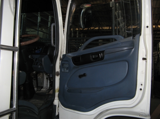 ขาย 6 ล้อ ฮีโน่ เมก้า 150 แรงยาว 4.30 ม. ปี 2005 กระบะเนียมบุสแตนเลท สภาพเดิม ๆ สวยจัดกว่า 90\% เครื่องแน่น คัสซีสวยกิ๊ป สนใจชมรถก่อนได้ครับ ขาย 6 ล้อ ฮีโน่ เมก้า 150 แรงยาว 4.30 ม. ปี 2005 กระบะเนียมบุสแตนเลท สภาพเดิม ๆ สวยจัดกว่า 90\% เครื่องแน่น คัสซีสวยกิ๊ป สนใจชมรถก่อนได้ครับ