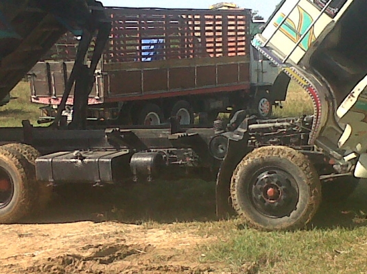 ขายรถ 10 ล้อดั้ม หัว JCM 175 ราคาถูก สนใจโทรเลย 083-3777-839 ขายรถ 10 ล้อดั้ม หัว JCM 175 ราคาถูก สนใจโทรเลย 083-3777-839