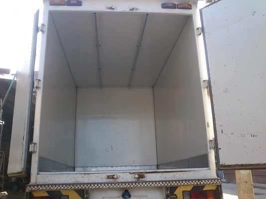 ขายอีซูซุสี่ล้อรถห้าง ธันวาคม ปี51ครับ