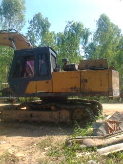 ขาย แม็คโค komatsu 200 รุ่น 2 สภาพดีพร้อมใช้งาน เครื่องดี