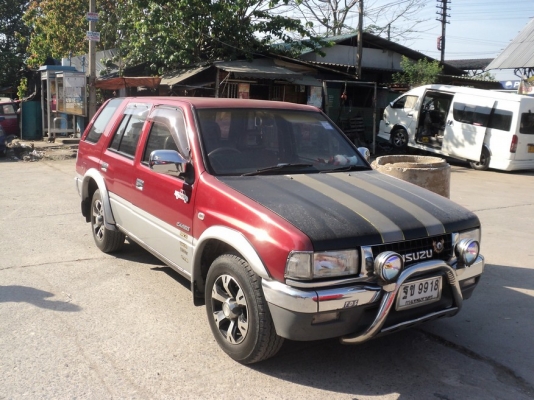 ISUZU CAMEO ทูโทน รถดี-เครื่องแน่น-รถบ้าน ขาย 210,000