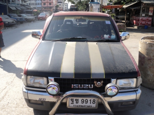 ISUZU CAMEO ทูโทน รถดี-เครื่องแน่น-รถบ้าน ขาย 210,000