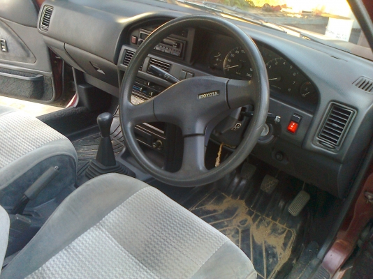 TOYOTA COROLLA โฉมโดเรมอน 1.6 SE Limited ราคาถูก