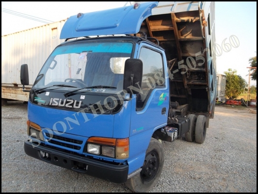 ขายด่วน รถบรรทุก 6 ล้อดั้ม ISUZU NKR 110 แรง หัวการ์ตูน (รถห้าง) ดั้มเกษตร สภาพพพร้อมใช้ ราคาสุดคุ้ม
