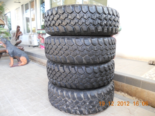 ยาง MAXXIS  BUCKSHOT 265/75/16 ปี10