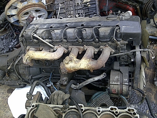 ขาย..เครื่องยนต์เบนซ์ 300E 6สูบพร้อมเกียร์ออโต้