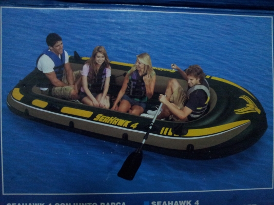 ขายเรือยางขนาดนั่ง4คนพร้อมเครื่อง