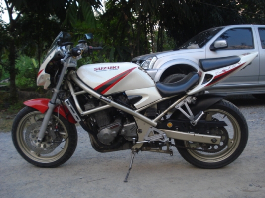 **** suzuki บันดิส 400 แต่ง ถูกๆ เสียกรมสรรพสามิต แล้ว **** **** suzuki บันดิส 400 แต่ง ถูกๆ เสียกรมสรรพสามิต แล้ว ****