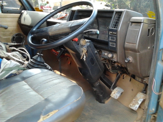 ขาย 6ล้อ ISUZU 115 ห้างแท้ หูช้าง ปี32/89 แบบรุ่นNPR59L5U เครื่อง4BD1 115 แรง แห้งๆ ไม่ไอไม่เยิ้ม  เกียร์สาย/เกียร์สั้น เกียร์Rocky คัสซี710xxx คัสซีสวย ช่วงล่างใหญ่ หน้า 6น็อตแล้ว เฟืองท้ายF ยาง8.25ขอบ16 สวย6เส้น กระบะ4.30ม.คอกไม้สูง .สวยมาก ไม่ผุ ***ขาย