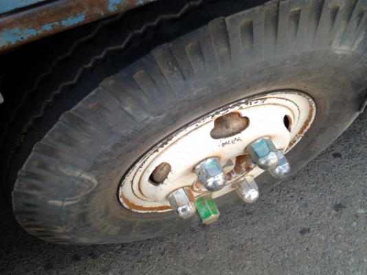 ขาย 6ล้อ ISUZU 115 ห้างแท้ หูช้าง ปี32/89 แบบรุ่นNPR59L5U เครื่อง4BD1 115 แรง แห้งๆ ไม่ไอไม่เยิ้ม  เกียร์สาย/เกียร์สั้น เกียร์Rocky คัสซี710xxx คัสซีสวย ช่วงล่างใหญ่ หน้า 6น็อตแล้ว เฟืองท้ายF ยาง8.25ขอบ16 สวย6เส้น กระบะ4.30ม.คอกไม้สูง .สวยมาก ไม่ผุ ***ขาย