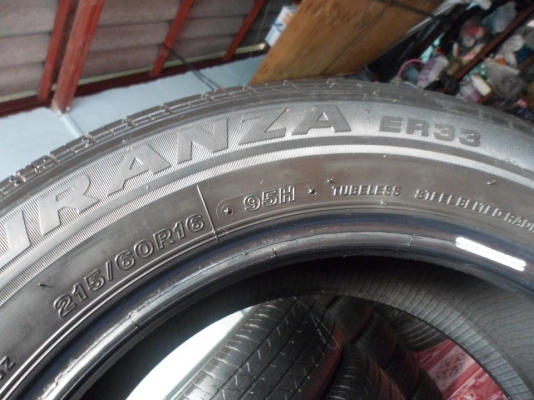 ขาย215/60/16 ปี11(ยางไม่มีป่ะ4เส้น2,800฿)BRIDGSTONE.ER33