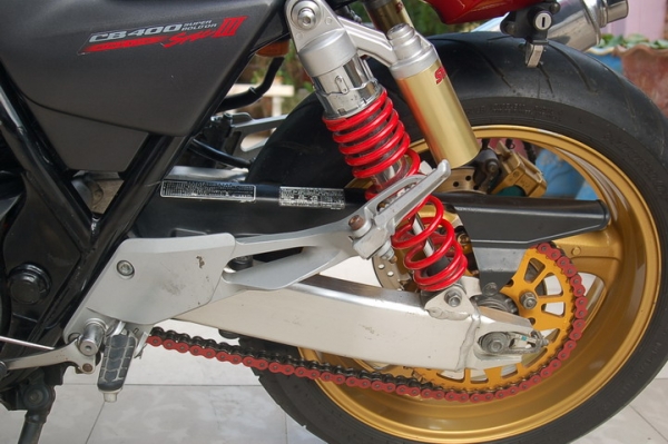 ขาย CB400 TEC3 SUPER BOL D'OR 2006 ทะเบียน ภาษี พรบ ไม่ขาดต่อ เดิมๆเครื่องสดสวยๆ