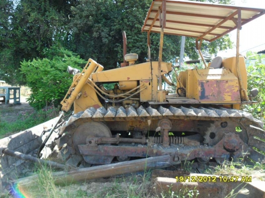 Catterpillar D4E หัวฉีดไดเร็ค ใบตีนเป็นเต็มทุกใบโซ่หนา