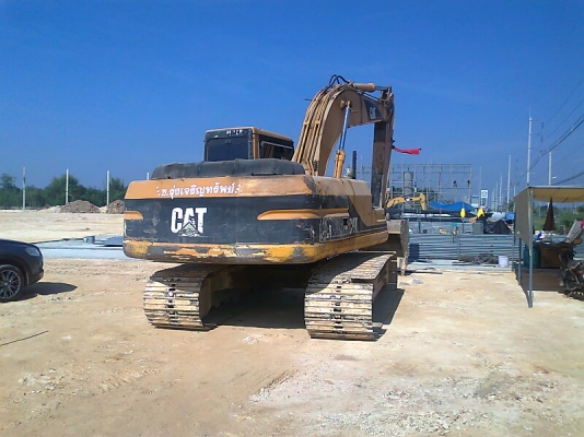 ขายด่วน!..รถแบคโฮ CAT 320 B ใหม่ สวยแน่น สีเดิมๆ มีเล่มทะเบียนครบ พร้อมใช้งาน.