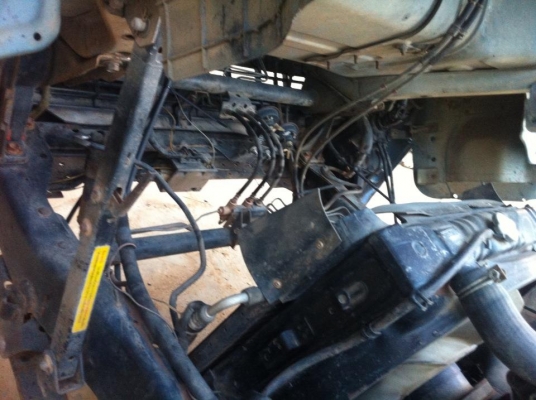 ่หกล้อNPR115แรงรถดั้มเกษตรช่วงล่างFพวงมลัยเพาเวอร์แอร์เย็นยางสวยรถพร้อมใช้