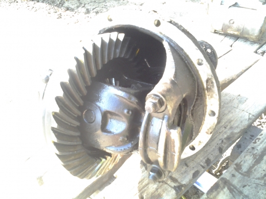 JOECLASSICขายเฟืองท้าย620 เบอร์37/8ใส่ช้างเหยียบได้เลยออกตัวพุ่งไม่อืดขาย 2000.สนใจโทรสอบฤามได้.