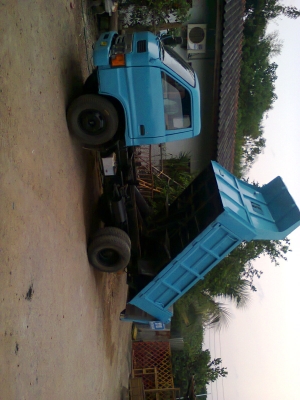 ขาย!! รถ 6 ล้อดัมพ์ 4 คิว ISUZU 115 KS เครื่อง 4bd1  ทะเบียนไม่ขาด ภาคเหนือ .. 081-7843436