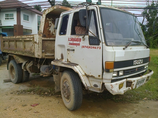 อีซูซุร็อคกีั 165แรง ดั้ม3.80ม.ยาง900-20 รถเดิมๆทั้งคัน สภาพดี
