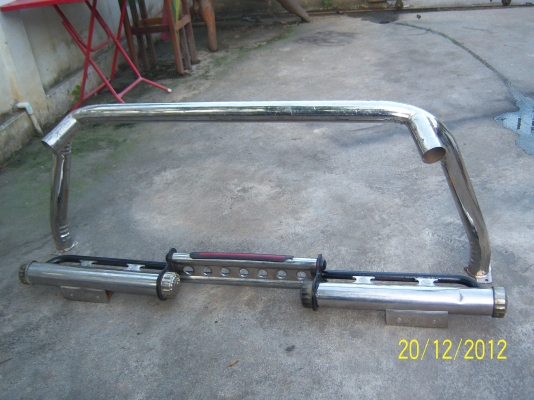 ขายกันชนหลัง + โรลบาร์ ครับ