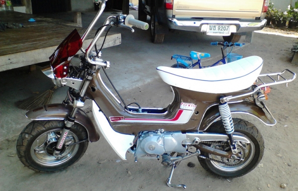 ขายโครงชาลี แต่งยุ่น (ขาดเครื่่องย่างอื่นได้หมด) 12800บาท