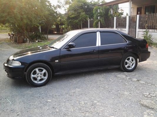 ขายฮอนด้าซีวิคเตารีด 4 ประตู