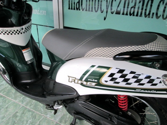 ขาย ฟีโน่ สปอร์ต สีเขียวขาว เอกรพร้อมโอน 25500 โอนให้ฟรี