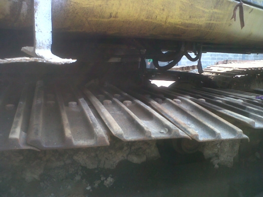 ขายยกชุด 4 คัน KOBELCO 200*3 LC ขายยกชุด 4 คัน KOBELCO 200*3 LC