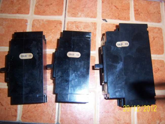 ขายเบรคเกอร์ 2 สาย 30A 250V