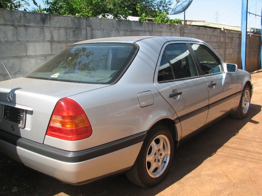 BENZ C200 ES โฉมW202 ปี1994 /AUTO รถนายแพทย์สภาพสวยมากไม่ค่อยได้ใช้ BENZ C200 ES โฉมW202 ปี1994 /AUTO รถนายแพทย์สภาพสวยมากไม่ค่อยได้ใช้