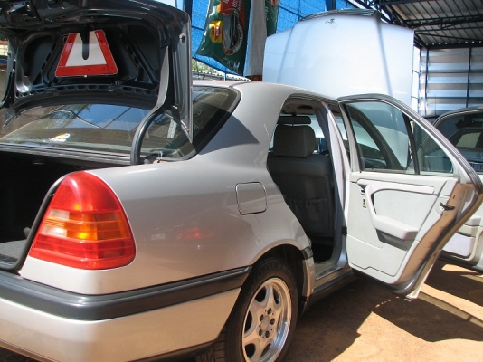 BENZ C200 ES โฉมW202 ปี1994 /AUTO รถนายแพทย์สภาพสวยมากไม่ค่อยได้ใช้ BENZ C200 ES โฉมW202 ปี1994 /AUTO รถนายแพทย์สภาพสวยมากไม่ค่อยได้ใช้