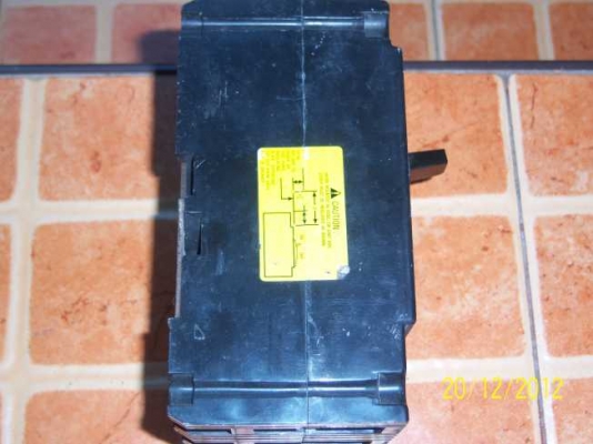 ขายเบรคเกอร์ 3 สาย 50 AMP