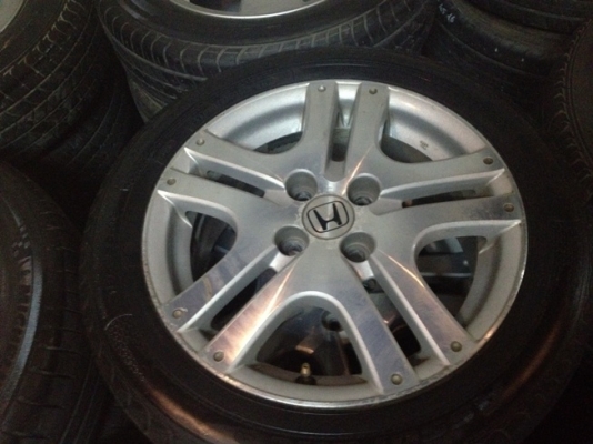 ขายแม็กซ์เดิมมือ2 Honda Jazz ขอบ15 4 รู100+ยางปี 08 ราคา 5200 บาท ราคาถูก