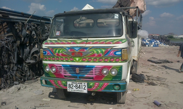 หกล้อดัี๊ม HINO