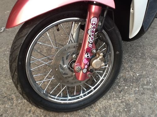 HONDA SCOOPY Iสวยแกะกล่องไร้ที่ติวิ่งน้อย7xxxโลปี2011สวยไม่ซ้ำใคร