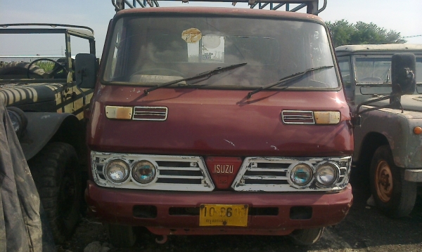 กระบะหกล้อ100แรง