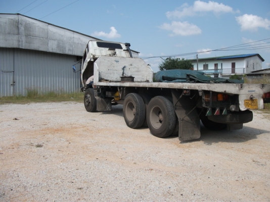 ขายด่วน isuzu jumbo เครื่อง 6HE1/195 HP พื้นเรียบ