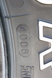 ขายยาง MUD MAXXIS 265/75/16   1ชุดMUD MAXXIS 245/75/16 1ชุด     2ชุด   18000   บ