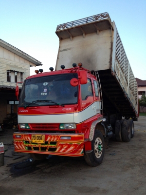 ขายสิบล้อดั้ม deca 270ปี44 ยูโร1