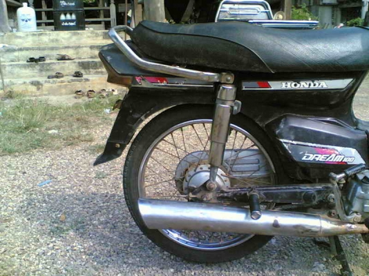 ขายดรีมคุรุสภา(ม่วง) เล่มทะเบียนพร้อมชุดโอนเครื่องดีมากอะไหร่ครบขาย 11000 บาท