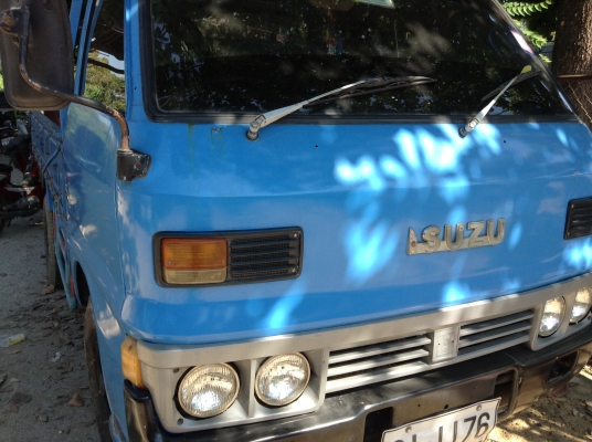 Isuzu 4ล้อกลาง 85HP เอกสารพร้อมโอน